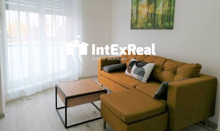 Pre náročných, Nájom veľký 2 i byt, centrum, 68 m², Galanta - Fotografia 5