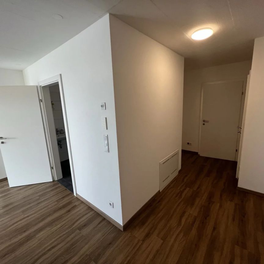 Großzügige 3 Zimmerwohnung mit Balkon - Foto 1