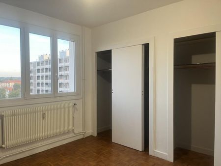 Appartement T3 à louer à Roanne - Gare - Photo 3