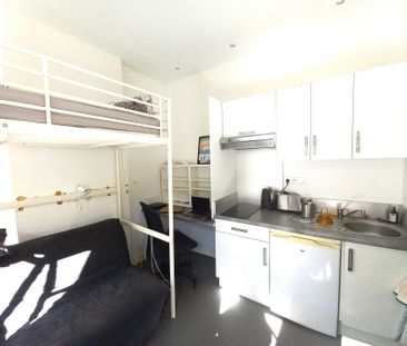 Location Appartement 1 pièce 14m² AIX EN PROVENCE 13100 - Photo 1