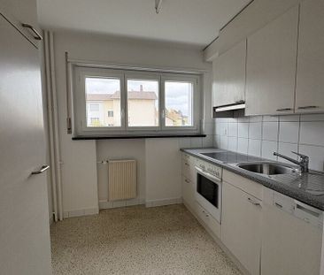 2.5 Zimmer-Wohnung mit grosszügigem Balkon in Biel/Bienne - Foto 3