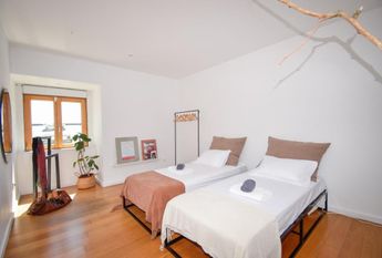 2 Bedroom House with a terrace, Paço de Arcos, Oeiras