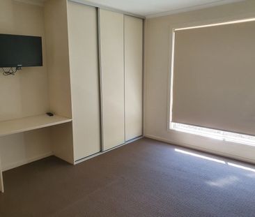 Three Bedroom, Three Bathroom, Sough After Area - Photo 1