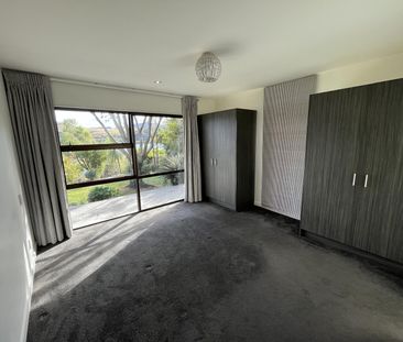 Lake Hayes home with views - Photo 3