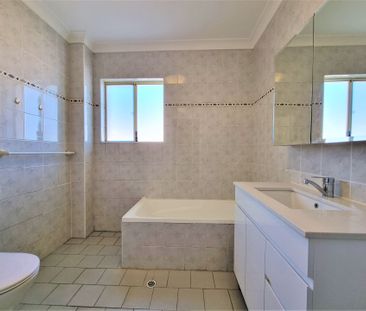 SECURITY AND SPACIOUS TWO BEDROOM UNIT - UPGRADED - Photo 4