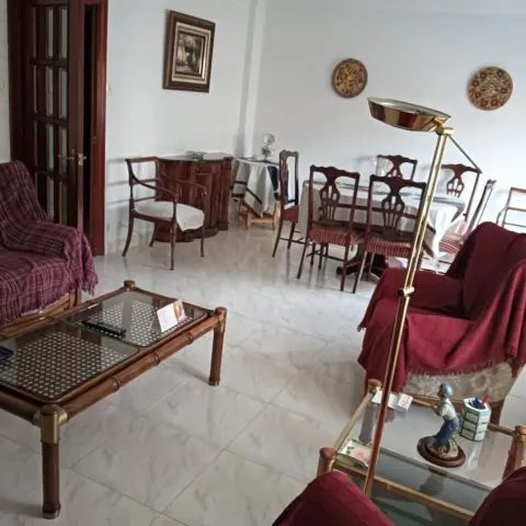 Piso en alquiler en Delicias - Photo 1