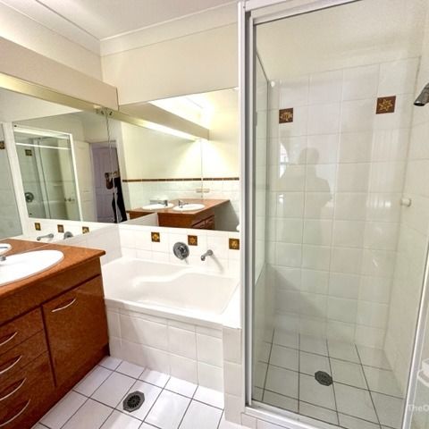 3 Bedroom Townhouse - Photo 1