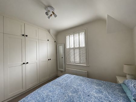 3 Bed Semi-Detached House, Niton Road, TW9 - Photo 5