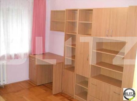 Apartament cu 4 camere, decomandat, 82 mp , zona Sigma, cu GARAJ inclus in pret - Photo 3