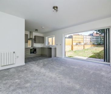 Outram Street, RIPLEY - Photo 1