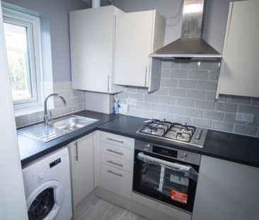 1 bedroom flat to rent - Photo 6