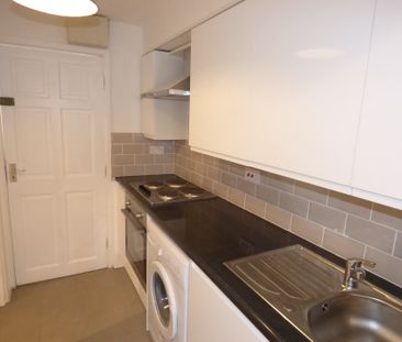 1 bedroom Flat for rent - Photo 6