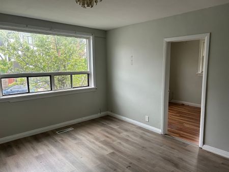 For Lease - 106 Old Kingston Road Unit# 201, Ajax, Ontario - Photo 4