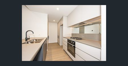 AUSTRALIAN LUXURY THAT FEELS LIKE HOME – IN THE HEART OF RICHMOND! - Photo 5