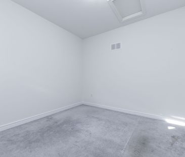 For Lease - 121 Adventura Road, Brampton, Ontario - Photo 2