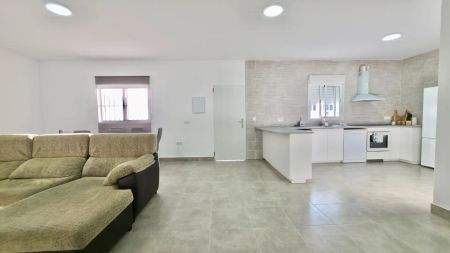 Chiclana De La Frontera - Photo 2