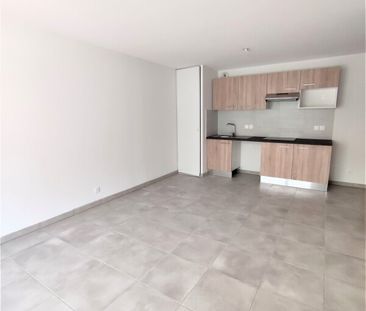 Location Appartement 3 pièces 55m² TOULOUSE 31200 - Photo 4