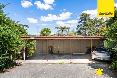 2 Bedroom unit (upstairs) in Glen Eden - Photo 5