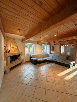 Spacious accommodation on two levels - Photo 1