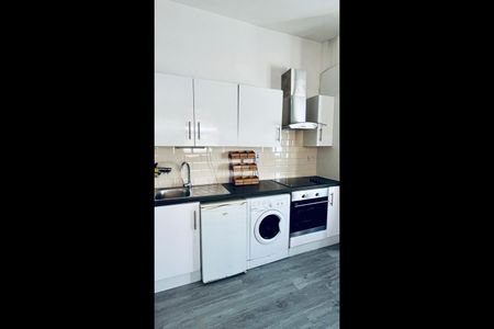 1 Bed Semi-Detached House, Churchill Road, NW2 - Photo 3