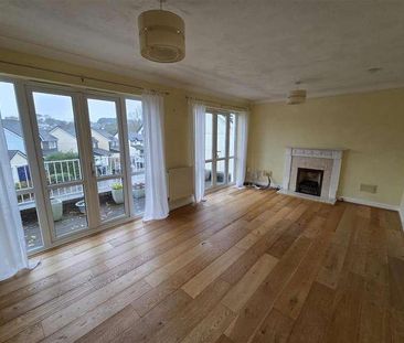 Kel Avon Close, Truro, TR1 - Photo 1