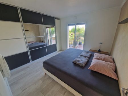 Location Maison 6 pièces 159m² MAGNY LES HAMEAUX 78114 - Photo 5