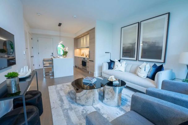 2Fifteen — Suite Three - Photo 1