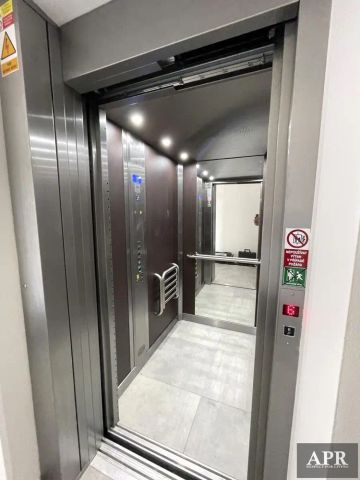 Pronájem bytu 2+kk Uherský Brod - Comenius Towers - Photo 5