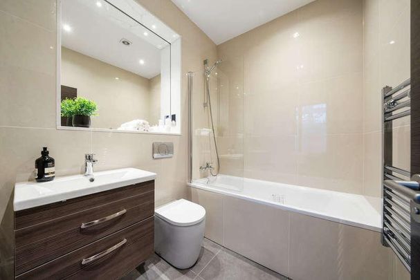 Chesterfield House, Slough, SL1 - Photo 1