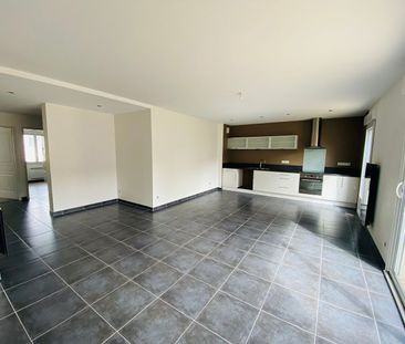 Location Appartement 3 pièces 71m² - Photo 5