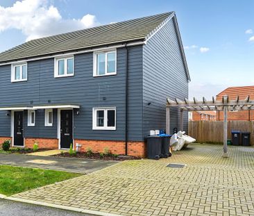 3 bedroom semi-detached house to rent - Photo 2