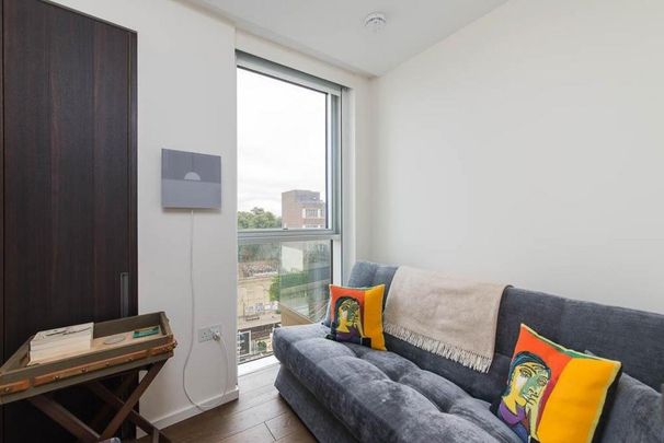 3 bedroom flat to rent - Photo 1