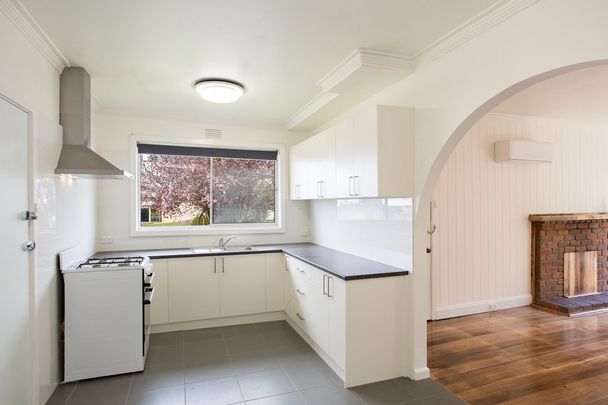 Recently refurbished Three Bedroom Home - Photo 1