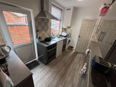 69 Oxford St - No deposit Loughborough - Photo 4