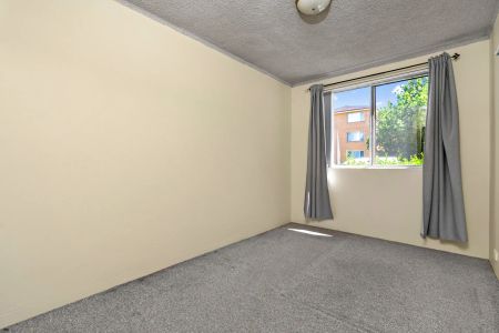 Freshly Updated Two-Bedroom Apartment in a Convenient North Parramatta Location - Photo 3