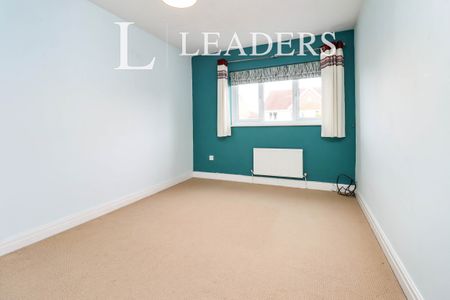 3 bedroom house to rent Housesteads Drive, Hoole, Chester, CH2 - Photo 3