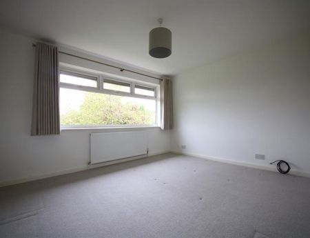 4 Bedroom Detached To Let - Photo 3