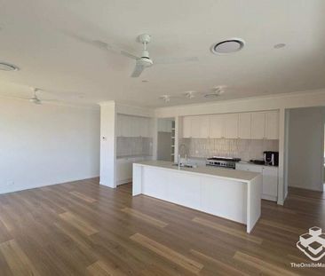 Create Listing - Photo 2