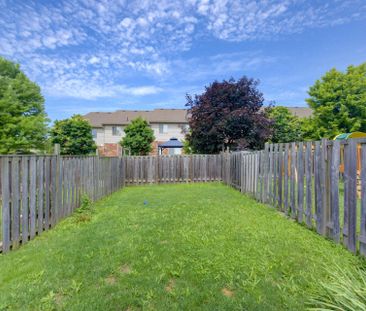 For Lease - 6 Edwards Street, Guelph, Ontario - Photo 2