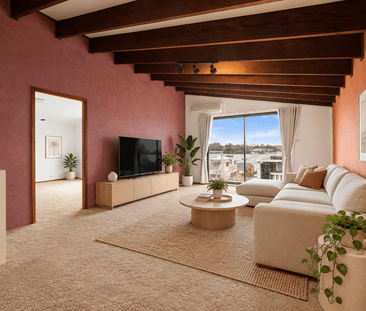 SPACIOUS FOUR-BEDROOM HOME WITH WATER VIEWS, MULTIPLE LIVING AREAS ... - Photo 1