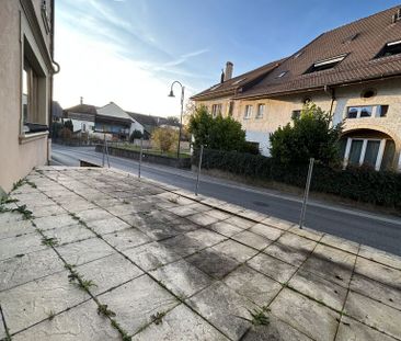 Large 2.5-room apartment in Champagne - Photo 1