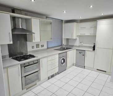 2 bedroom apartment to rent - Photo 6
