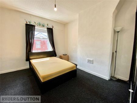 2 bedroom terraced house to rent - Photo 4