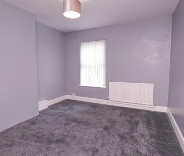 2 bedroom house to rent - Photo 2