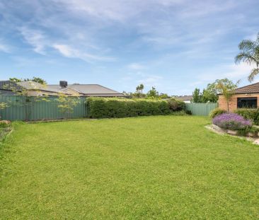 Stylish Living in a Quiet Strathfieldsaye Court - Photo 6