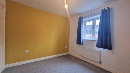 2 bedroom semi-detached house to rent - Photo 2