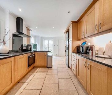 Burnfoot Avenue, Fulham, SW6 - Photo 2