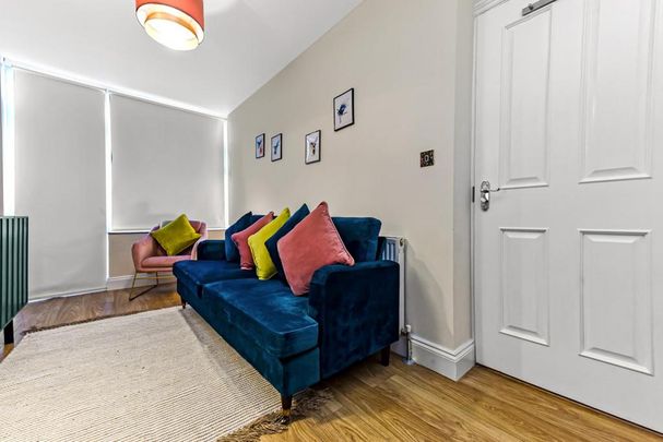 5 bedroom serviced apartment to rent - Photo 1