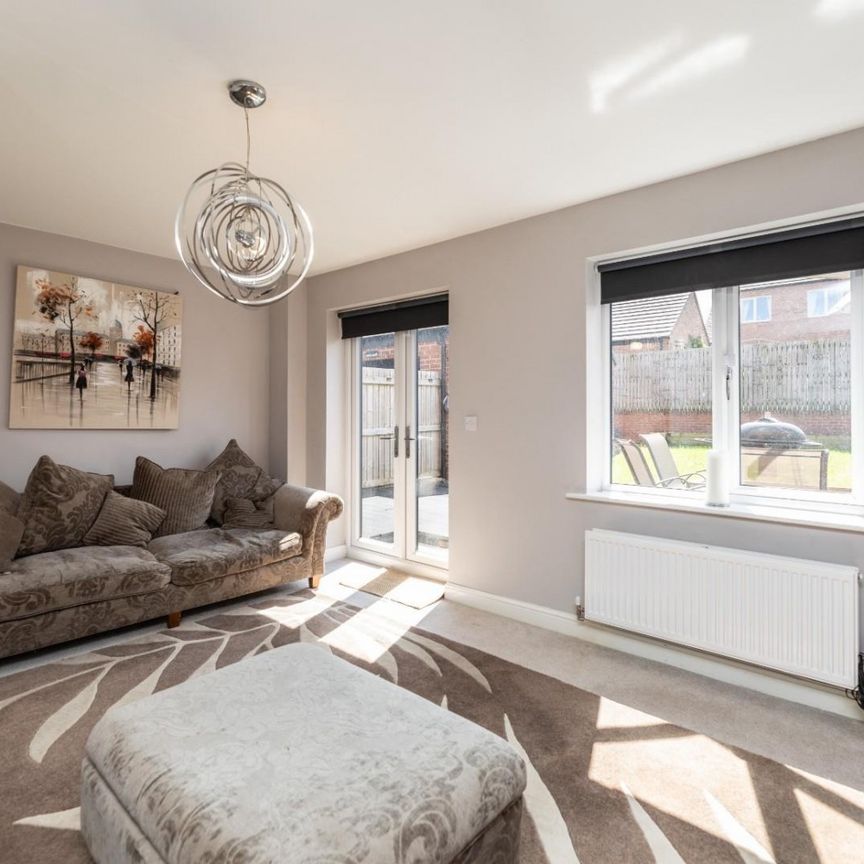 3 bedroom House To Let - Photo 1