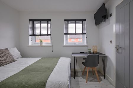 6 bedroom terraced house to rent - Photo 2